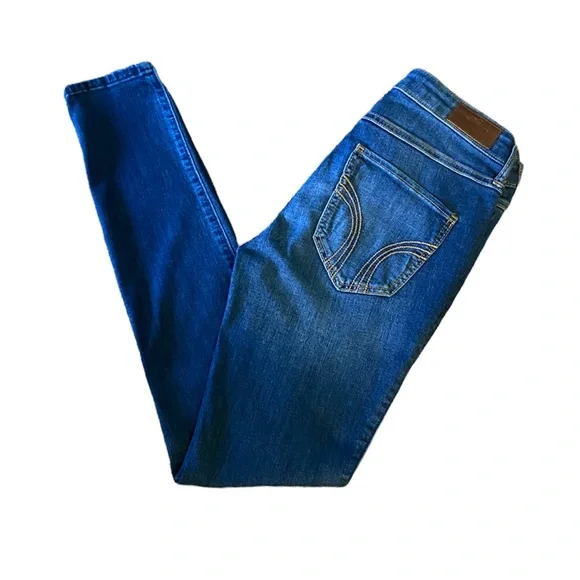 Hollister Mid-Rise Super Skinny Jeans - Picture 2 of 15